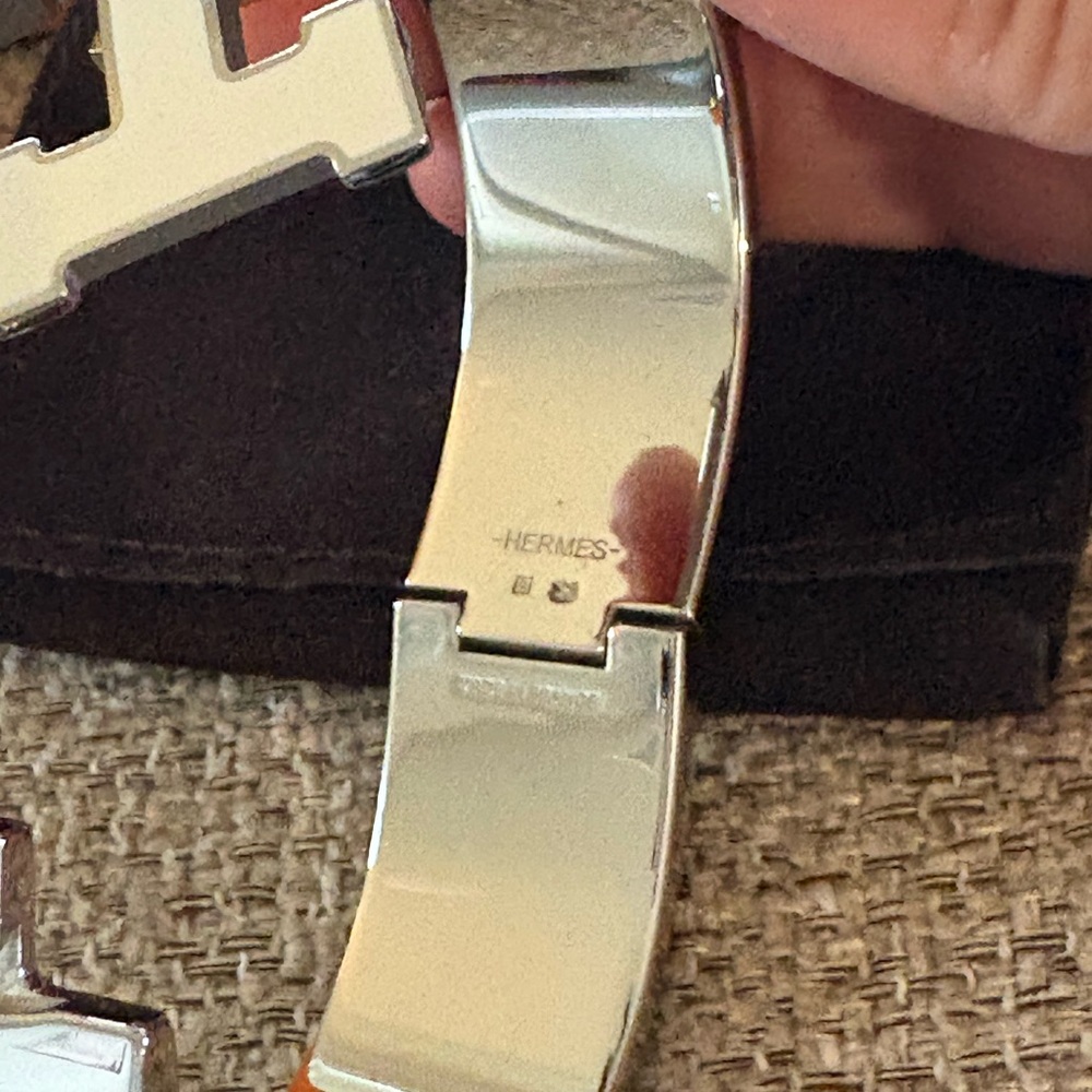 Hermès Black and Silver H Clic Clac Bracelet - Picture 6 of 6